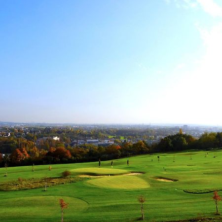 Le Green Des Impressionnistes Ennery  Bagian luar foto